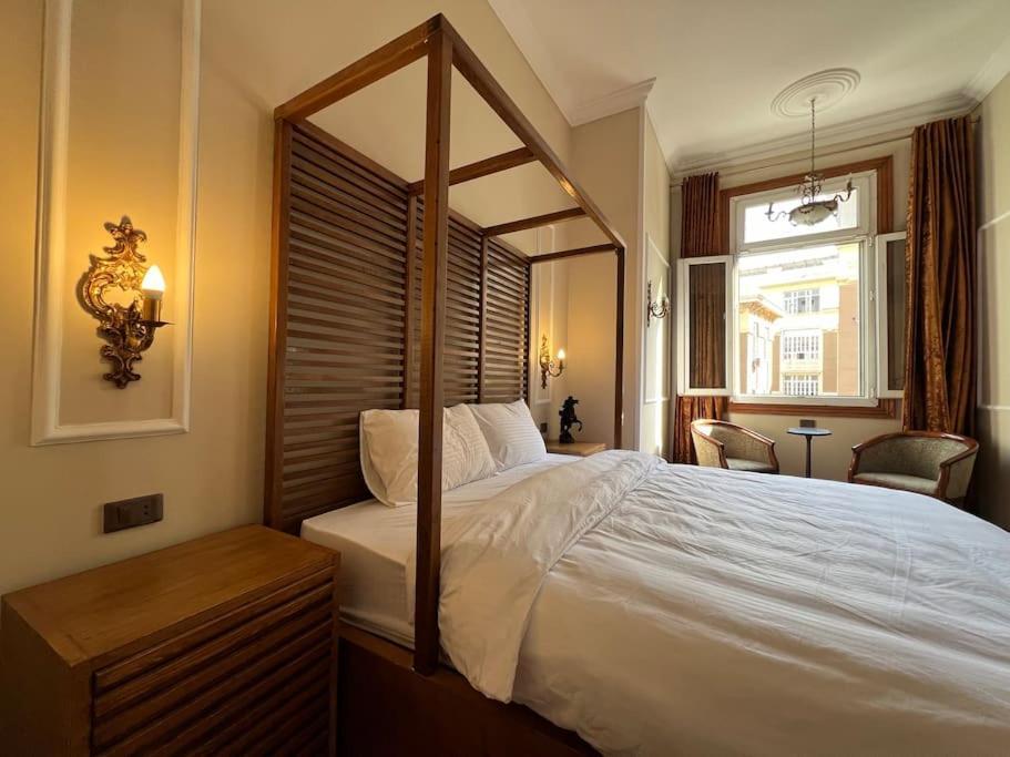 Authentic 3Br Apartment In Downtown, Kairo Exterior foto